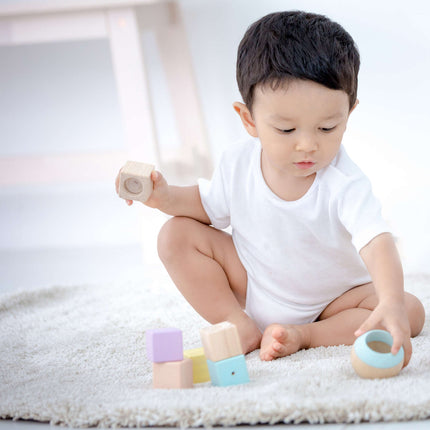 PlanToys Sinnesblöcke aus Holz - Heldenspielzeug