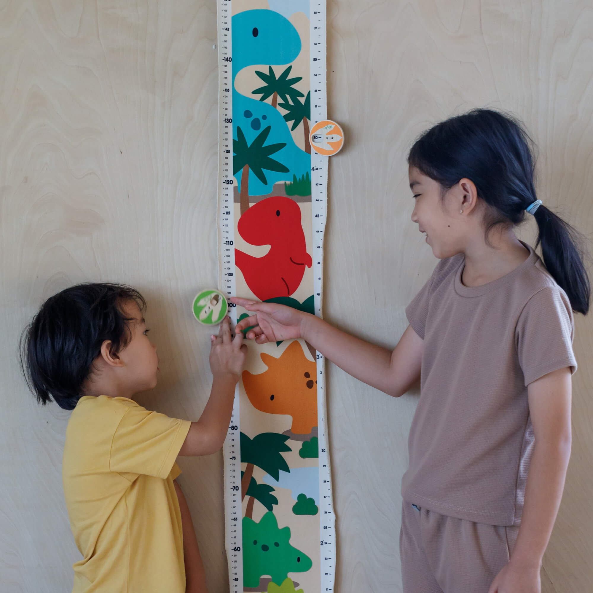 PlanToys Dino Messlatte - Heldenspielzeug