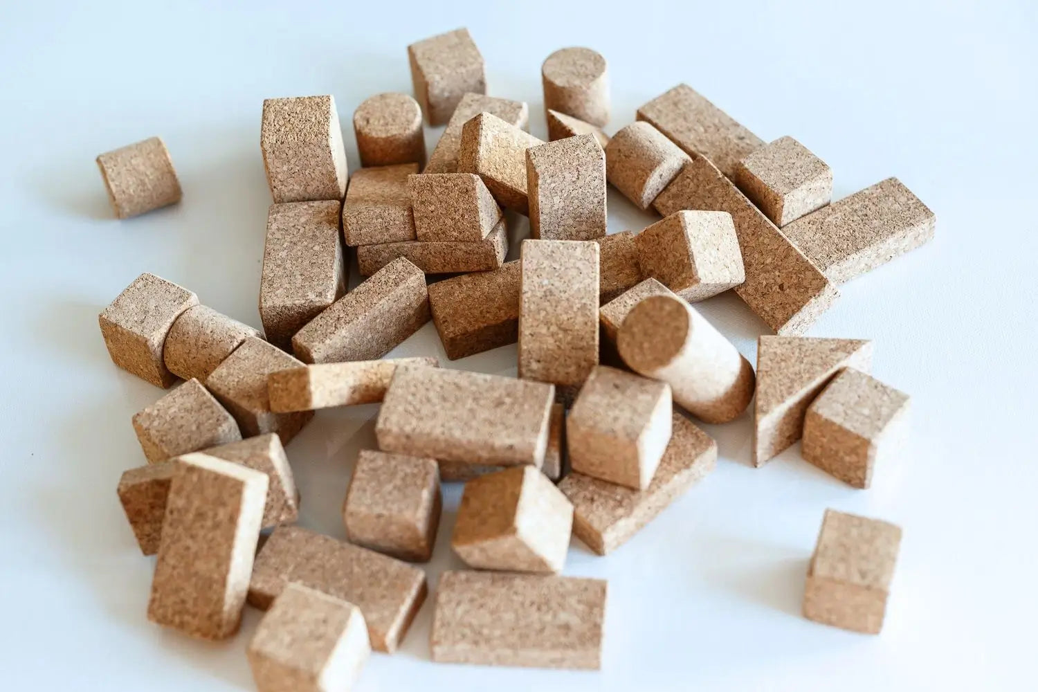 Korkino Bauklötze aus Kork – 44-teiliges nachhaltiges Bauset