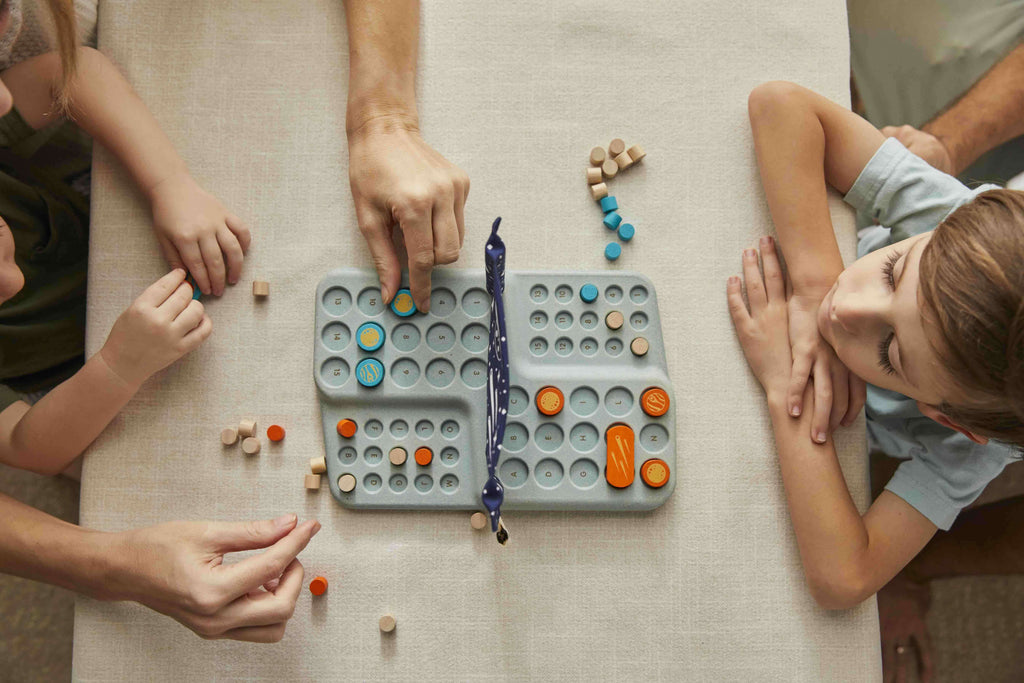 PlanToys Planetenraten Spiel - Heldenspielzeug
