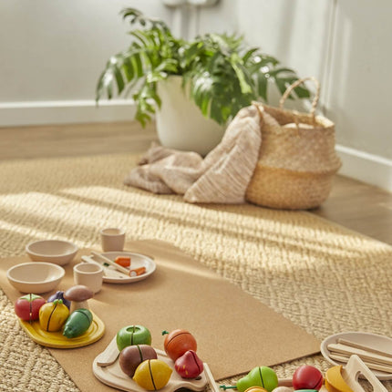 PlanToys Lernfrüchte Schneidebrett Obst schneiden