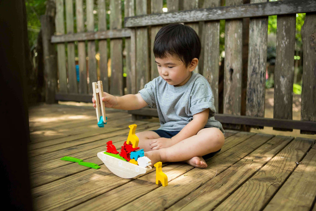 PlanToys Balancierspiel Boot - Heldenspielzeug