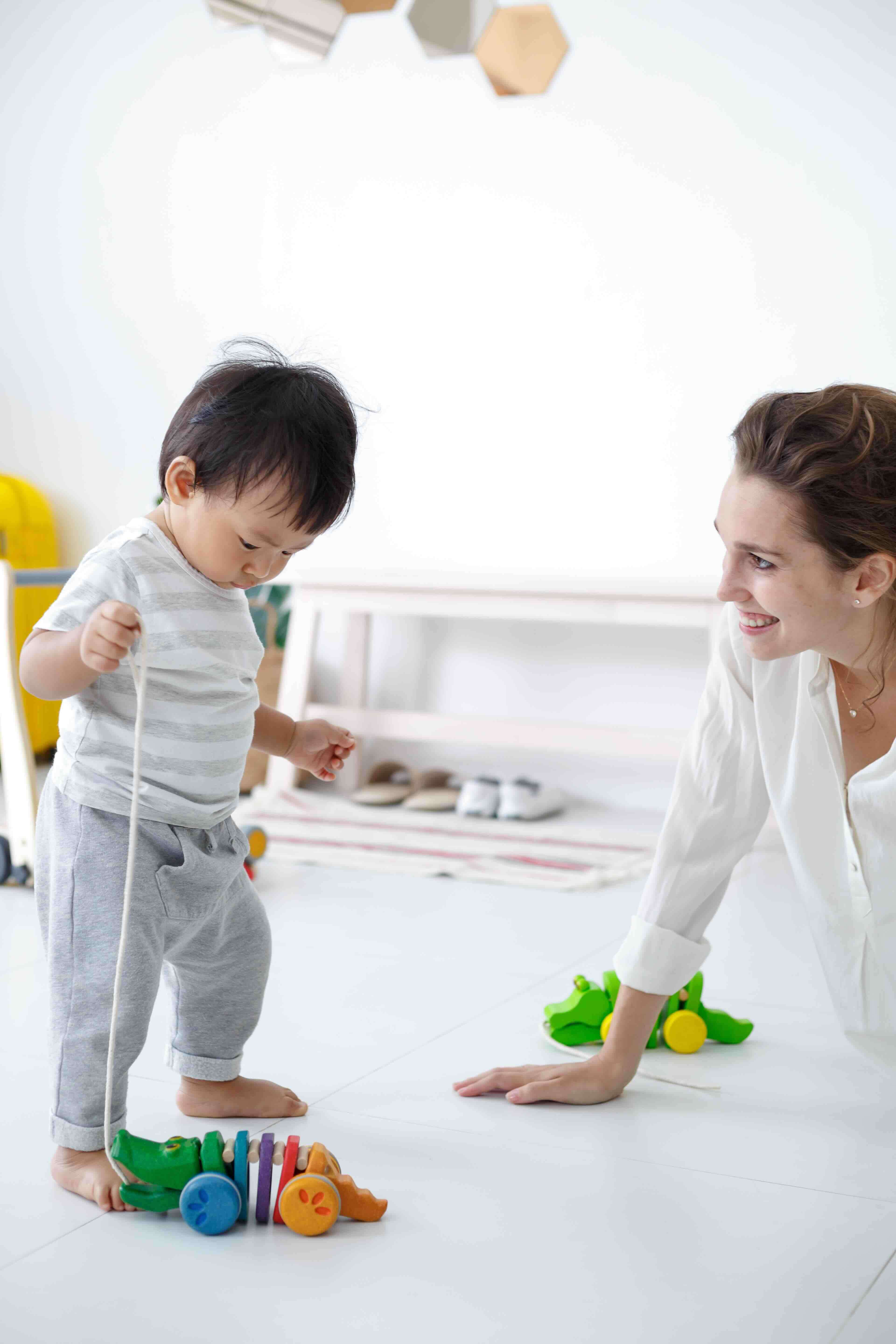 PlanToys Nachziehtier Krokodil Bunt - Heldenspielzeug