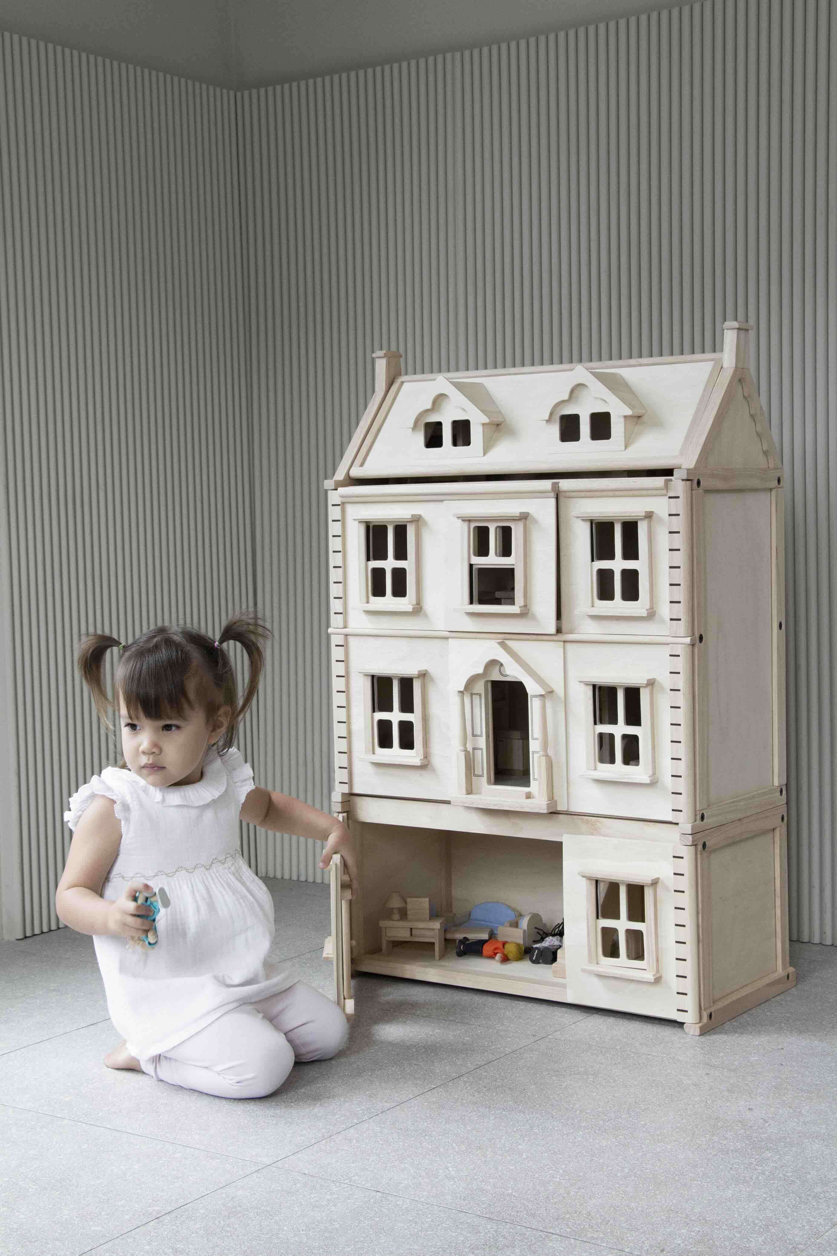 PlanToys Viktorianisches Puppenhaus - Heldenspielzeug