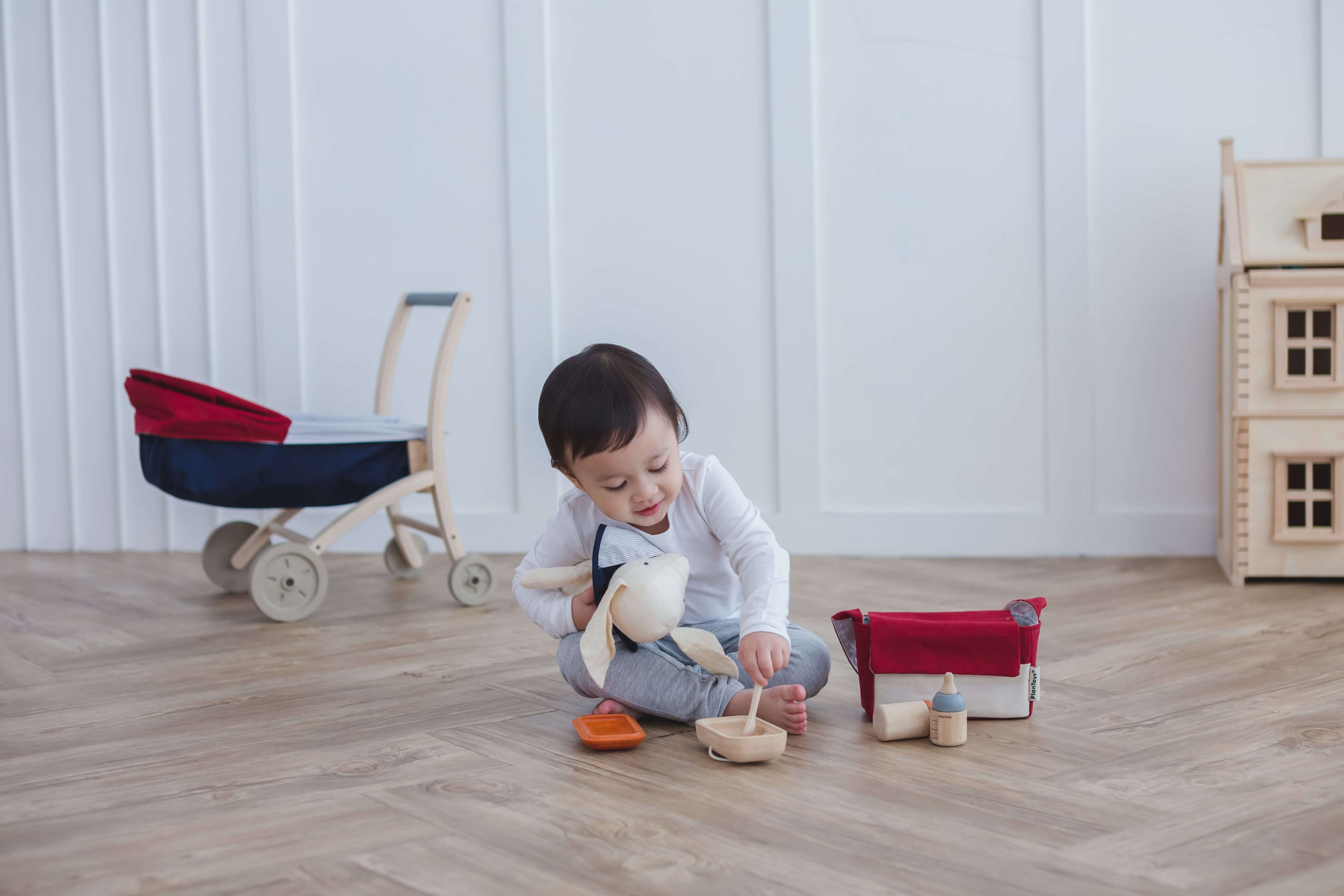 PlanToys Fütterset für Puppen - Heldenspielzeug