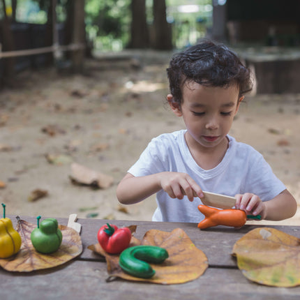 PlanToys Krummes Obst & Gemüse Schneideset (6 Teile) - Heldenspielzeug