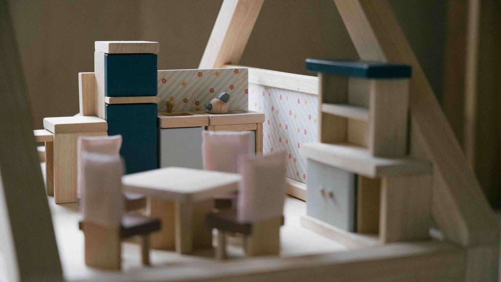 PlanToys Puppenhausmöbel Küche Orchard - Heldenspielzeug