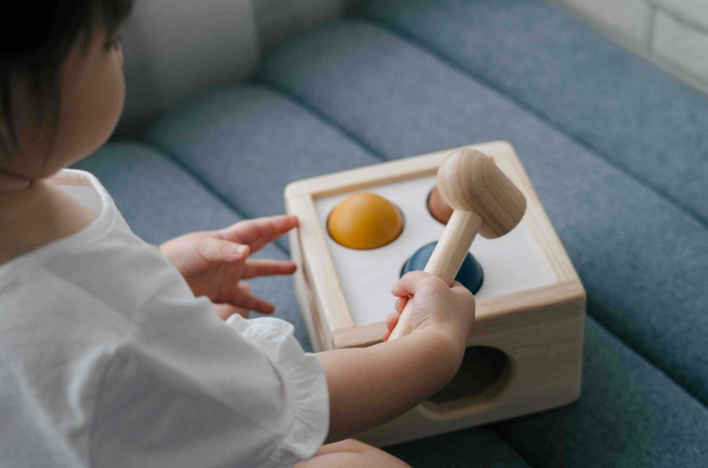 PlanToys Klopfspiel Schlagen und Fallen