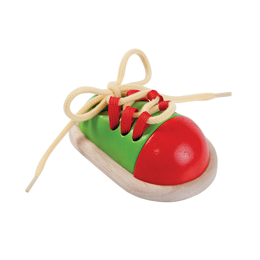 PlanToys Lernschuh aus Holz Schuhe binden Lernen - Heldenspielzeug