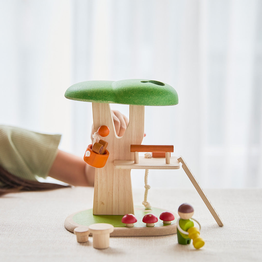 PlanToys Spielwelt Baumhaus - Heldenspielzeug