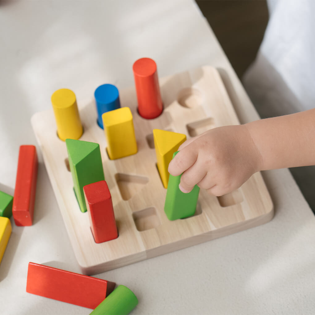 PlanToys Lernspiel Geometrie Stifte - Heldenspielzeug