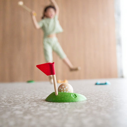 PlanToys Mini Golf Set In- & Outdoor