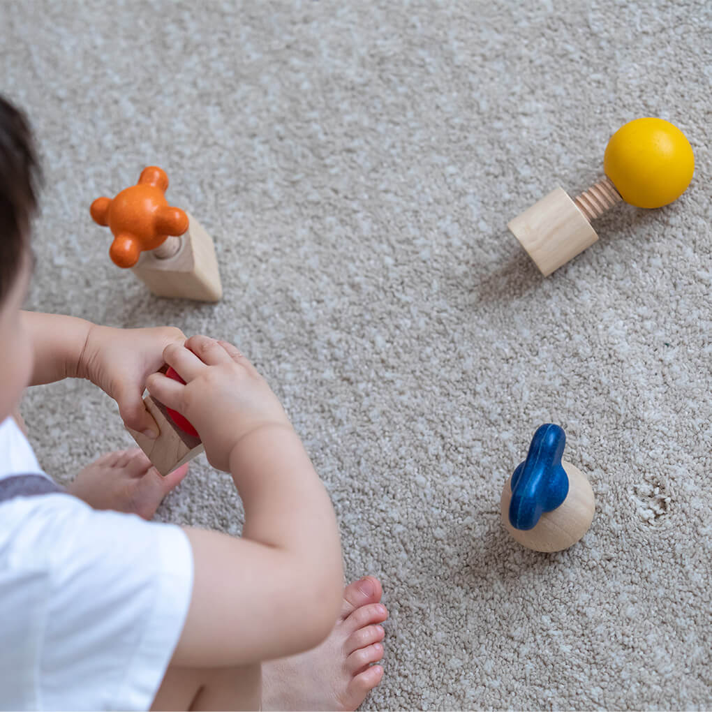 PlanToys Schrauben und Muttern - Heldenspielzeug