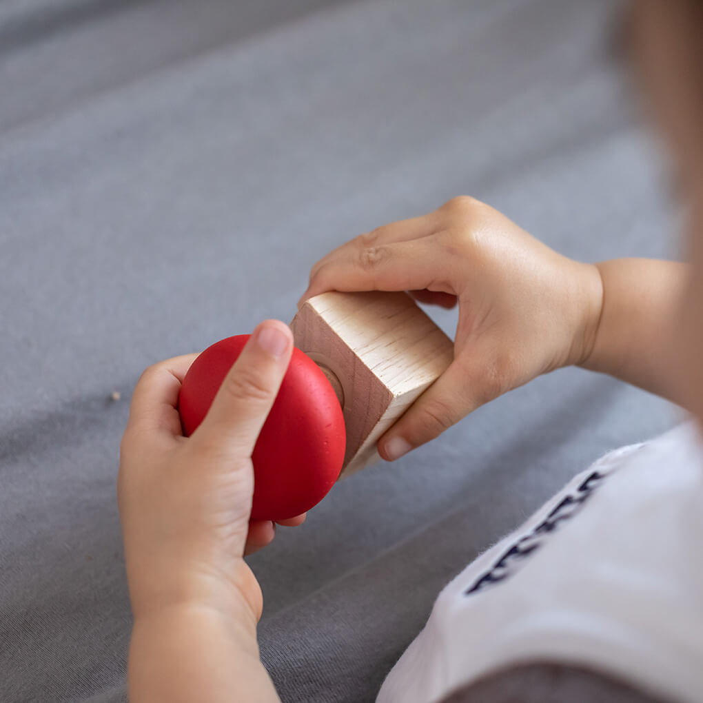 PlanToys Schrauben und Muttern - Heldenspielzeug