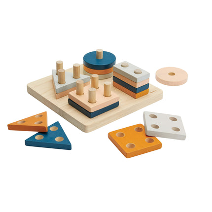 PlanToys Sortierbrett GEO Formen - Heldenspielzeug