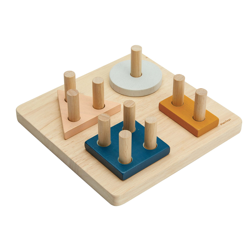 PlanToys Sortierbrett GEO Formen - Heldenspielzeug